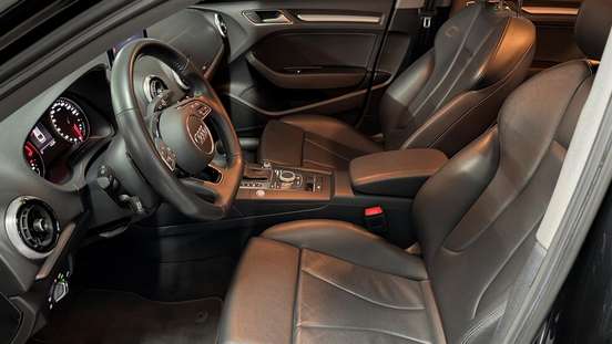 AUDI-A3-2019