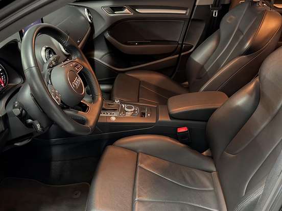 AUDI-A3-1.4 TFSI FLEX SEDAN PRESTIGE PLUS TECH TIPTRONIC AUDI-A3-2019