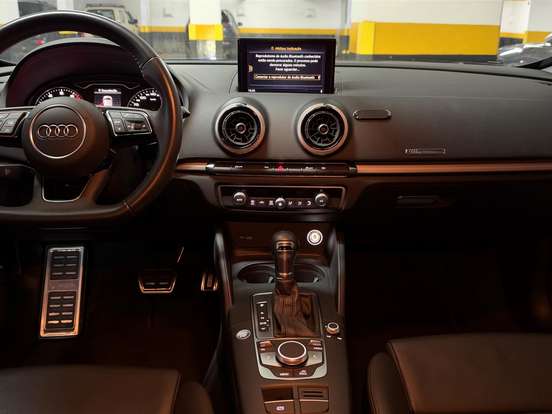 AUDI-A3-1.4 TFSI FLEX SEDAN PRESTIGE PLUS TECH TIPTRONIC AUDI-A3-2019