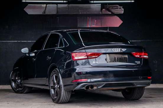 AUDI-A3-2017