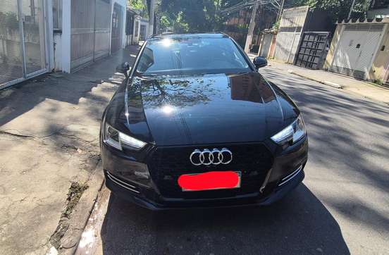 AUDI-A4-2017
