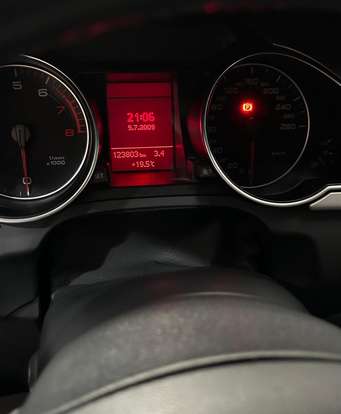 AUDI-A5-2010