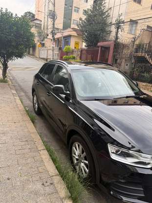 AUDI-Q3-2018