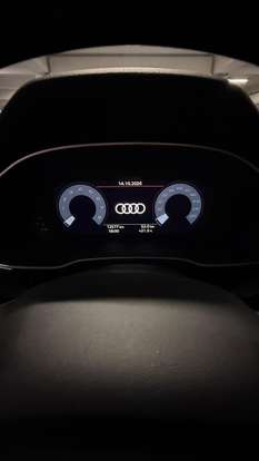 AUDI-Q3-2023