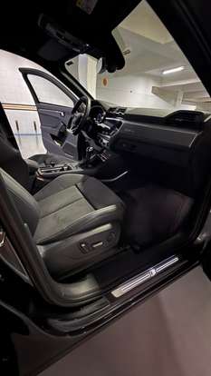 AUDI-Q3-2023