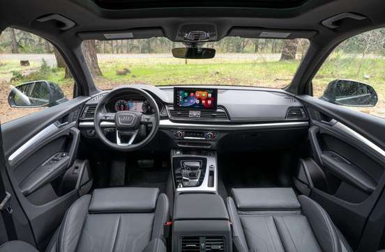 AUDI-Q5-2022