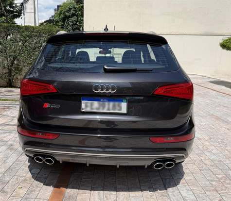 AUDI-SQ5-2015