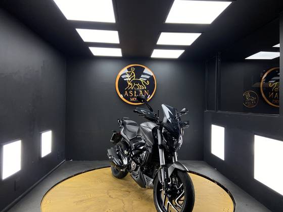 BAJAJ DOMINAR 400 