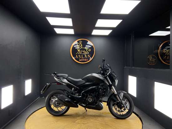 BAJAJ-DOMINAR 400-2026