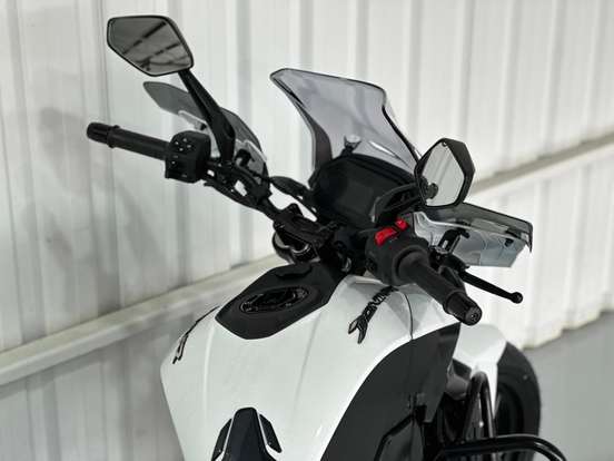 BAJAJ-DOMINAR 400-2026