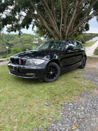 BMW 118i 1.8 UE71 16V GASOLINA 4P AUTOMÁTICO
