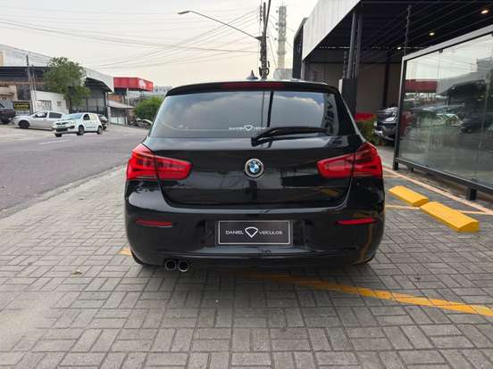 BMW-120i-2.0 16V SPORT ACTIVEFLEX 4P AUTOMÁTICO BMW-120i-2015