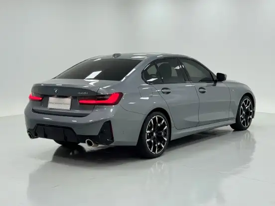 BMW-320i-2025