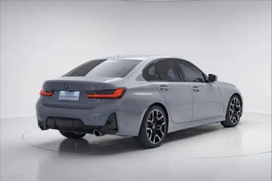 BMW-320i-2025