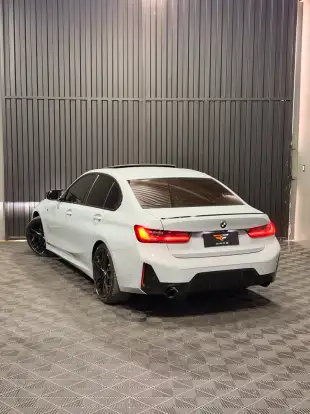BMW-320i-2024