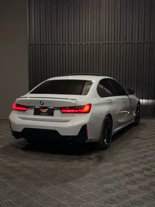 BMW-320i-2024