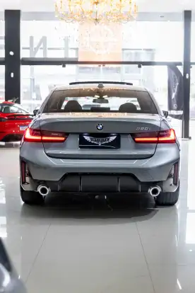 BMW-320i-2024