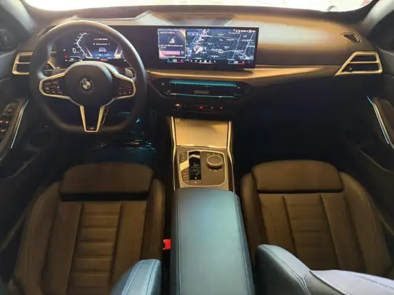 BMW-320i-2025