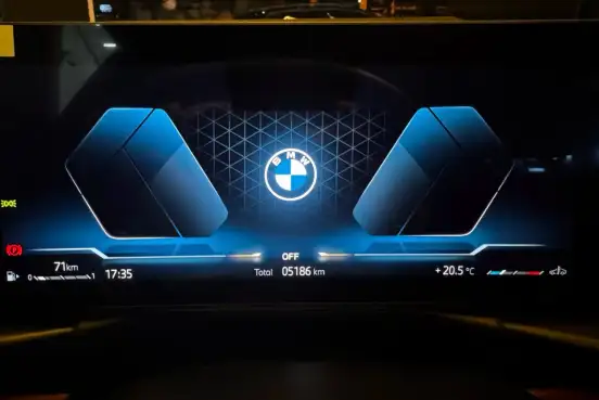 BMW-320i-2025