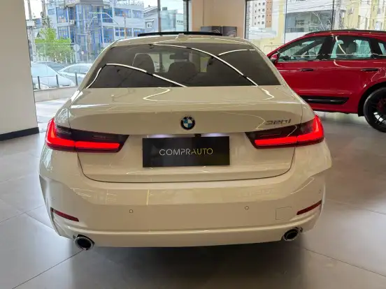 BMW-320i-2.0 16V TURBO FLEX SPORT GP AUTOMÁTICO BMW-320i-2024