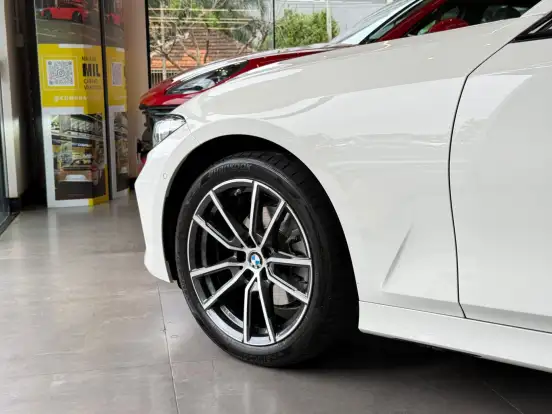 BMW-320i-2.0 16V TURBO FLEX SPORT GP AUTOMÁTICO BMW-320i-2024
