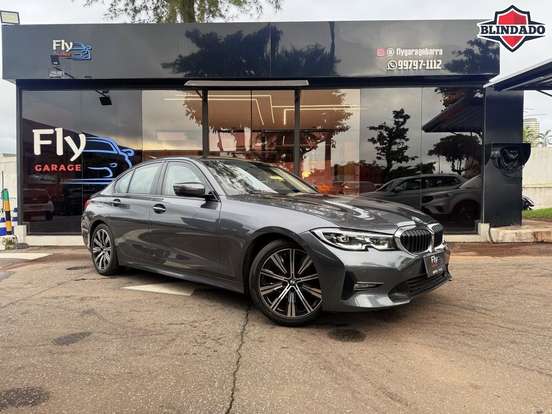 BMW-320i-2022