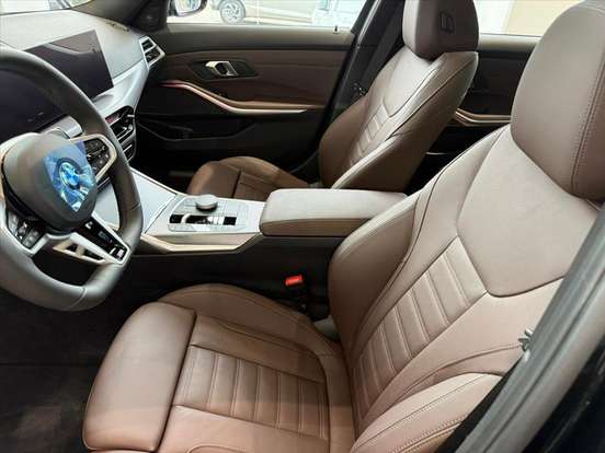 BMW-320i-2026