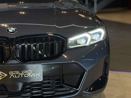 BMW-320i-2025