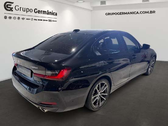BMW-320i-2024
