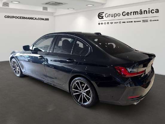 BMW-320i-2024