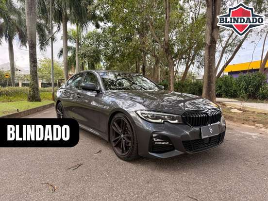 BMW-320i-2020