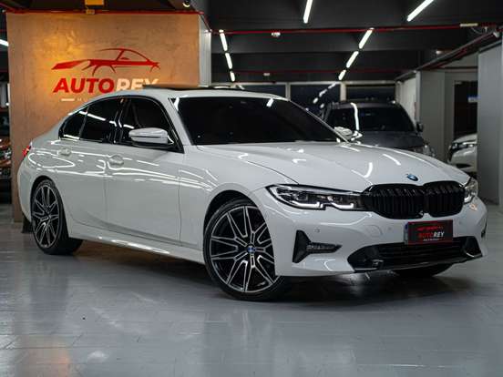 BMW-320i-2.0 16V TURBO GASOLINA SPORT AUTOMÁTICO BMW-320i-2020