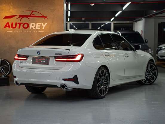 BMW-320i-2.0 16V TURBO GASOLINA SPORT AUTOMÁTICO BMW-320i-2020