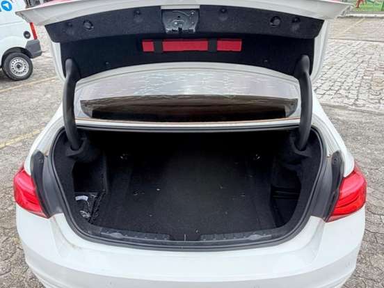 BMW-320i-2.0 SPORT 16V TURBO ACTIVE FLEX 4P AUTOMÁTICO BMW-320i-2017