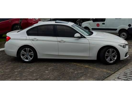 BMW-320i-2017