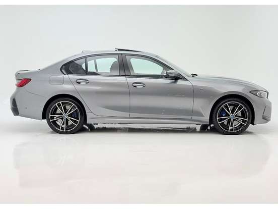 BMW-330e-2.0 16V TURBO HÍBRIDO M SPORT AUTOMÁTICO BMW-330e-2024