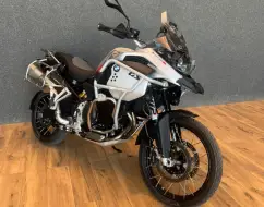BMW F 900 GS ADVENTURE BMW F 900 GS ADVENTURE