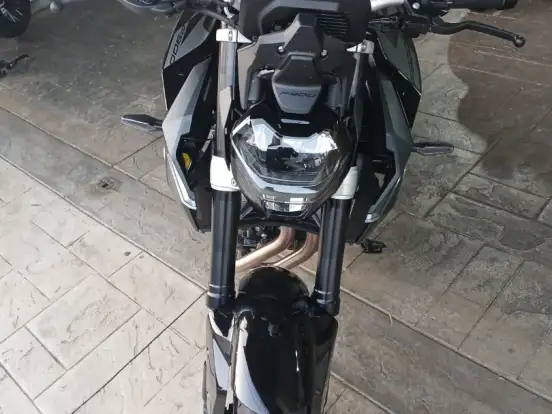 BMW-F 900 R SPORT PLUS BMW-F 900 R SPORT PLUS-2025