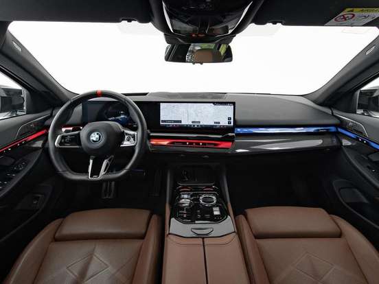 BMW-i5-ELÉTRICO XDRIVE60 M SPORT BMW-i5-2023