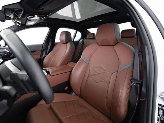 BMW-i5-2023