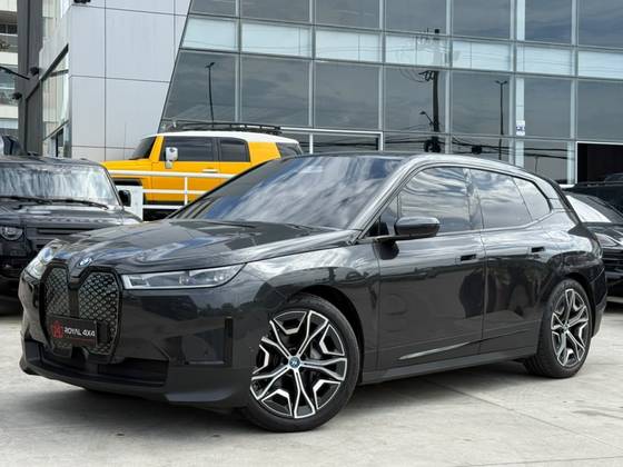 BMW iX ELÉTRICO XDRIVE40