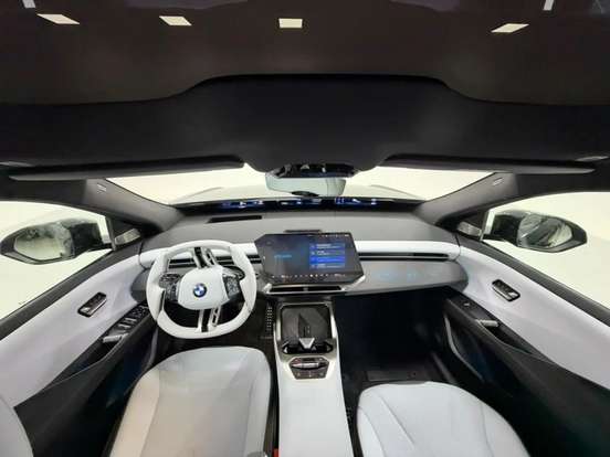 BMW-iX3-2026