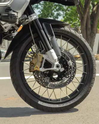 BMW-R 1250 GS ADVENTURE PREMIUM + EXCLUSIVE-2020