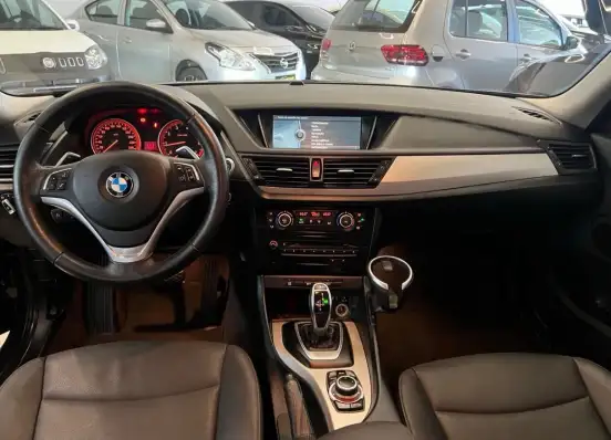 BMW-X1-2015