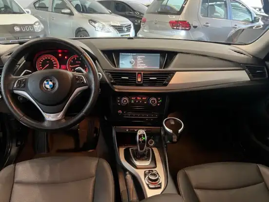 BMW-X1-2.0 16V TURBO ACTIVEFLEX SDRIVE20I 4P AUTOMÁTICO BMW-X1-2015