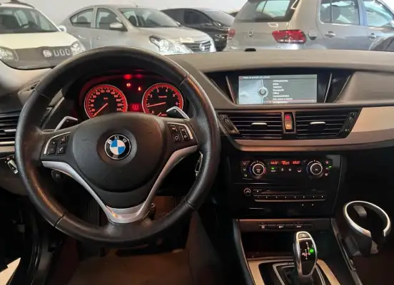 BMW-X1-2015