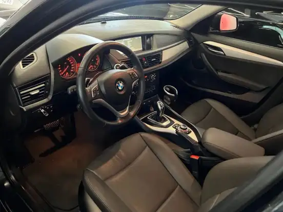 BMW-X1-2.0 16V TURBO ACTIVEFLEX SDRIVE20I 4P AUTOMÁTICO BMW-X1-2015