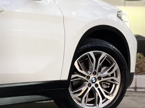 BMW-X1-2.0 16V TURBO ACTIVEFLEX SDRIVE20I 4P AUTOMÁTICO BMW-X1-2019
