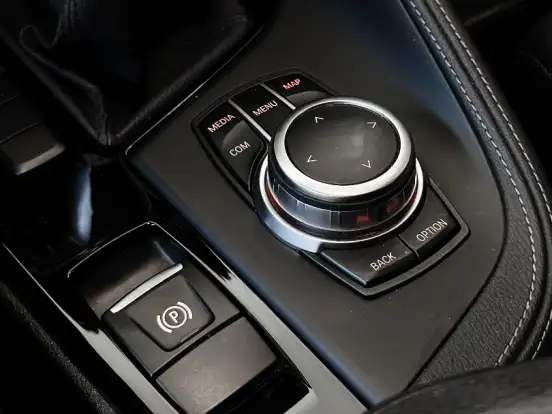 BMW-X1-2.0 16V TURBO ACTIVEFLEX SDRIVE20I X-LINE 4P AUTOMÁTICO BMW-X1-2022