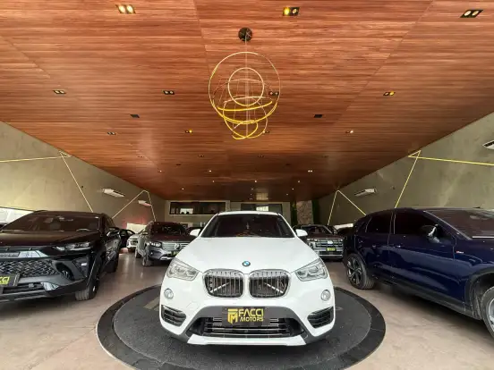 BMW-X1-2018